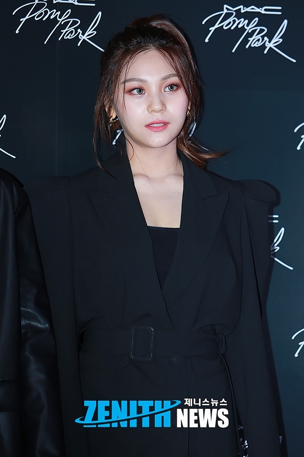 ▲ 여자친구 엄지 (사진=문찬희 기자)